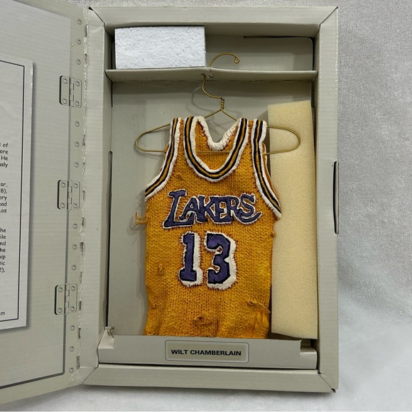 Vintage 90s Wilt Chamberlain Los Angeles Lakers NBA Locker Star Hangers Jersey - Picture 6 of 12